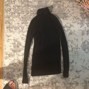 Splendid soft turtleneck